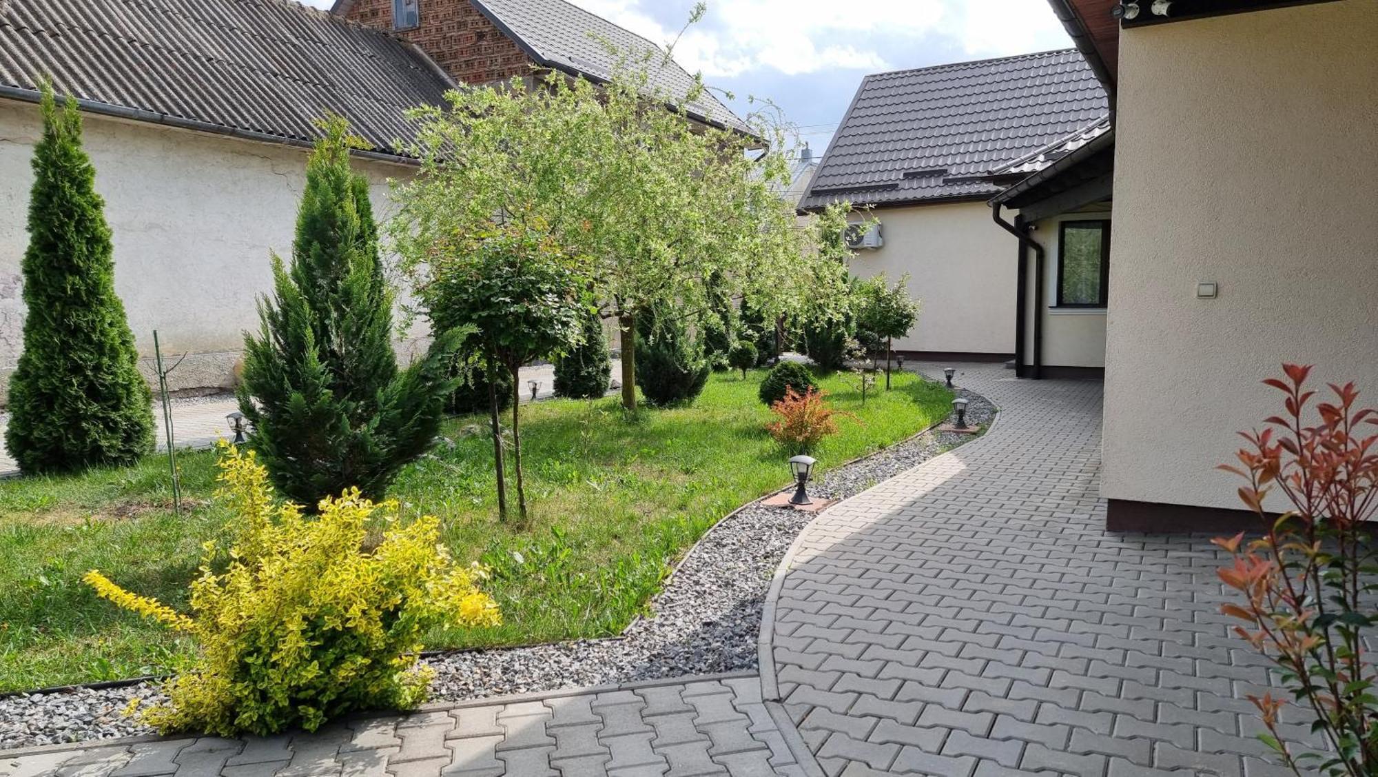 Salt Orchid Apartment Turda